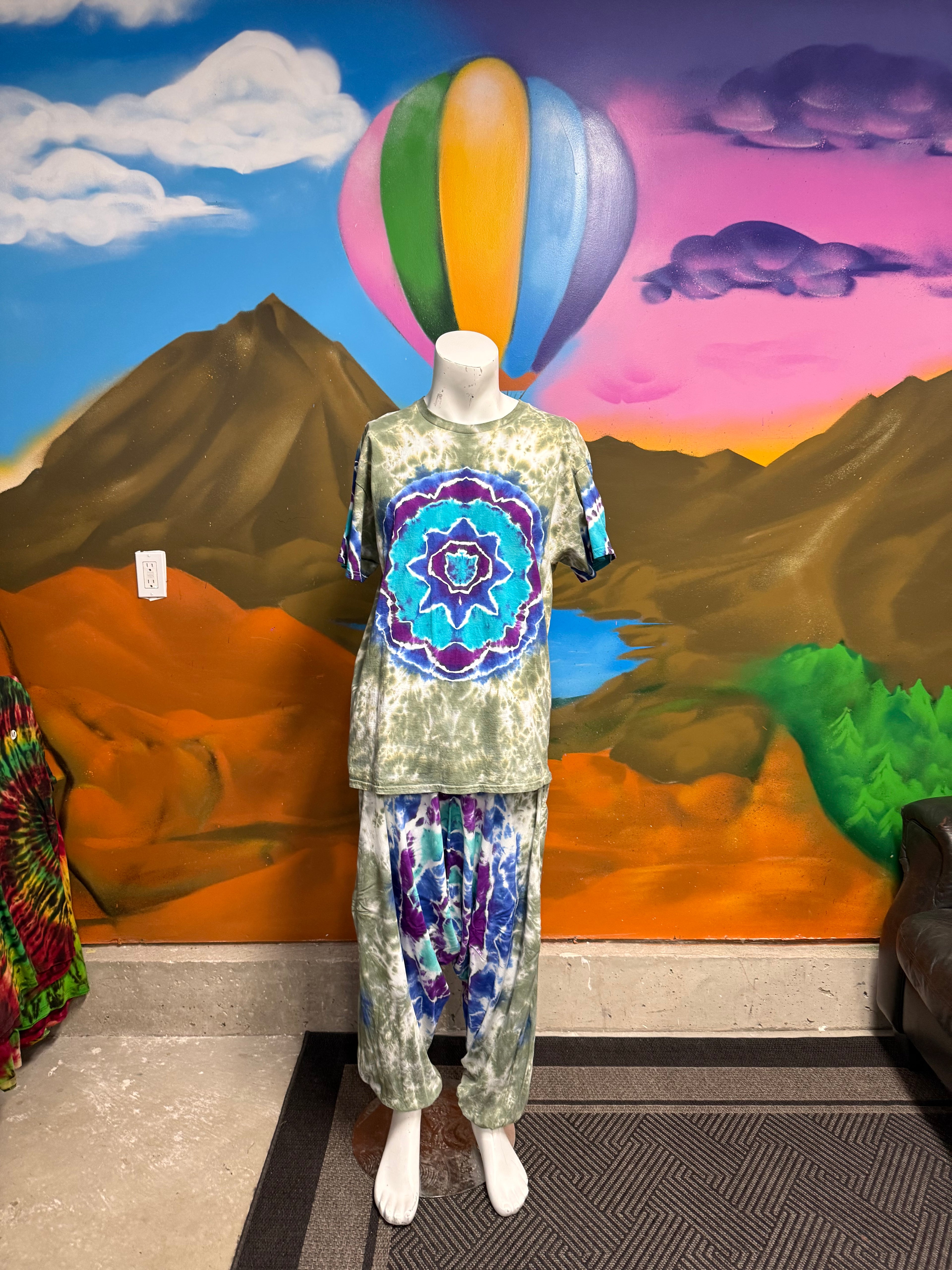 Mandela shirt with spine and pants print
