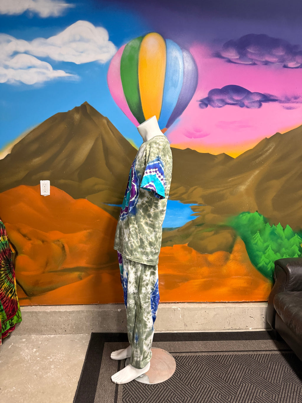 Mandela shirt with spine and pants print